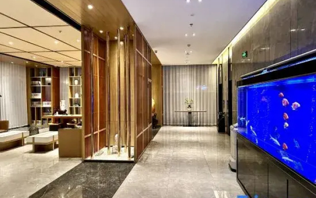 H Hotel (Wanda Plaza Chifeng University Store)
