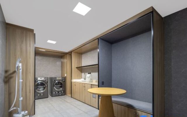 Sanya Yiting S Intelligent Hotel (Dadonghai Branch)