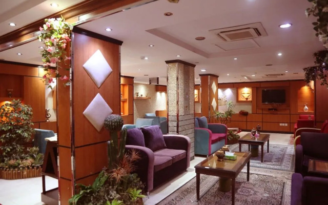 Rokon Al Omor Aprartment