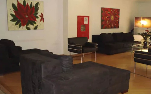 Kingstown Hotel
