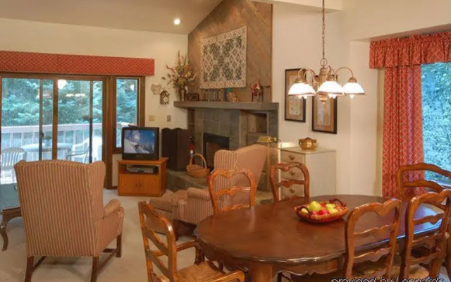 Winterwood Townhomes by Pioneer Ridge Management