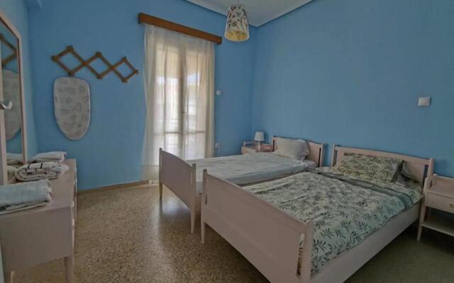Διαμέρισμα δίπλα στη θάλασσα, παραλία Μαρκοπούλου