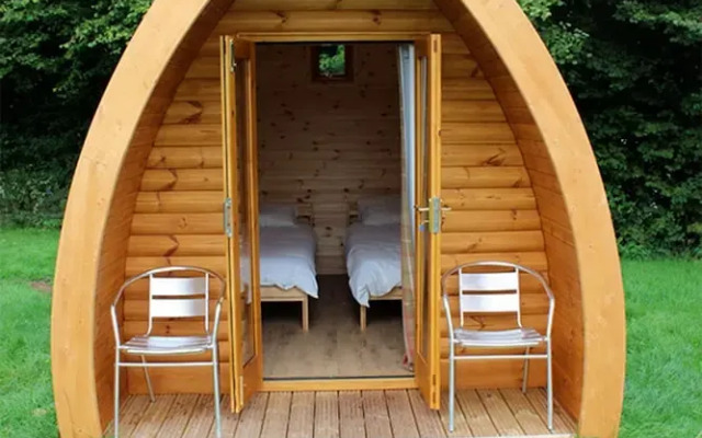 Broadstone Park Camping & Fishery