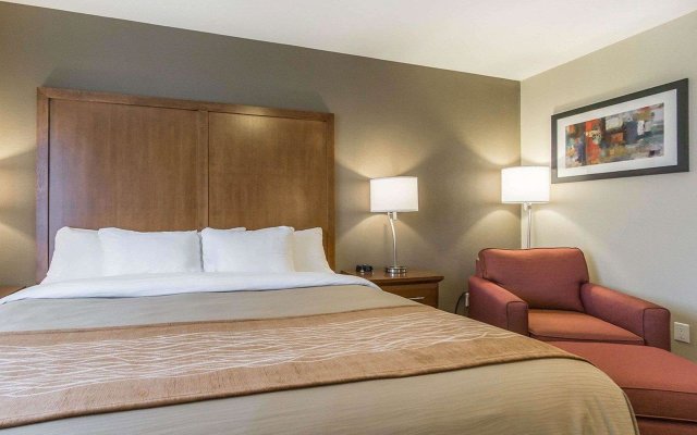 Comfort Inn & Suites Edmonton International Airport