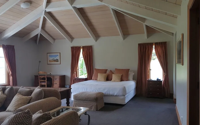 Grasmere Lodge