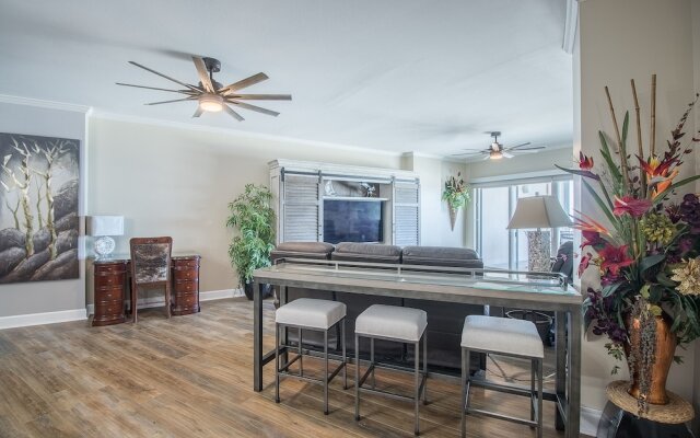 Sea Breeze 1011 Penthouse