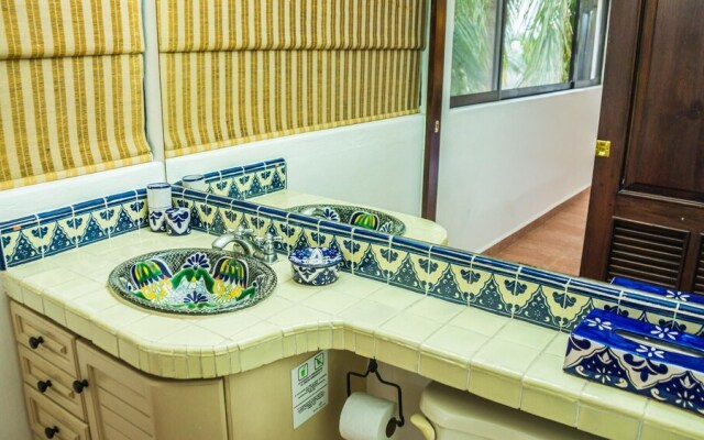 Royal Palms 6 1 Bedroom Condo by RedAwning