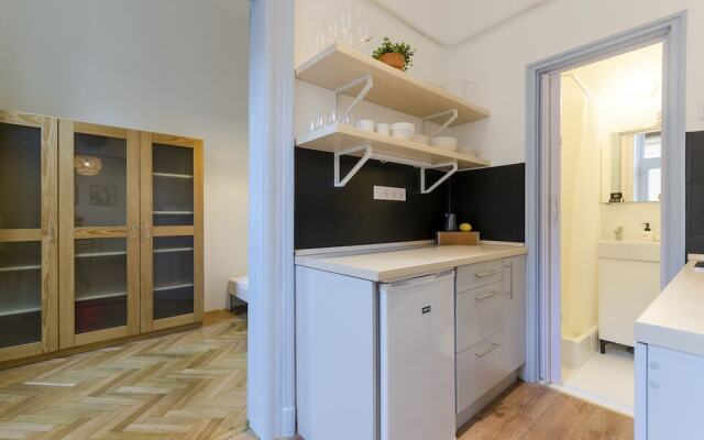 Shallot Apartments
