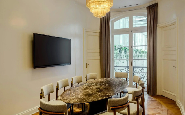 Recoleta Grand, a Tribute Portfolio Hotel