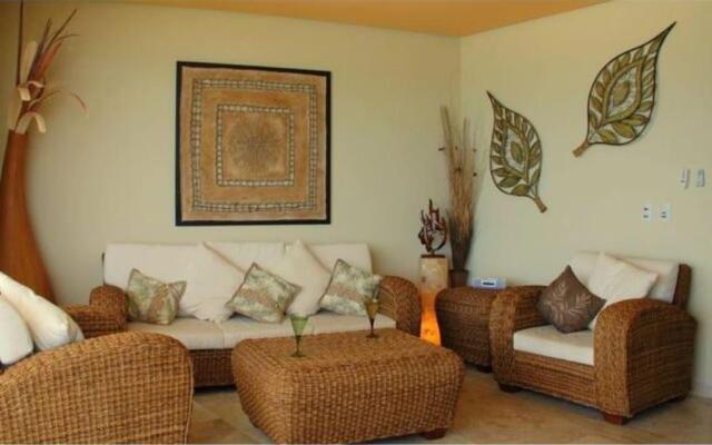 Puerta Al Mar 105 by Skyrun