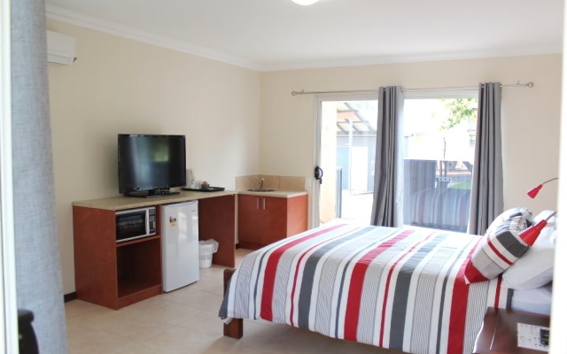 Avocados Accommodation – Guest Rooms – East Fremantle