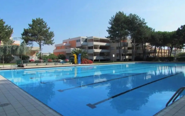 Studio With Direct Access to the Pool