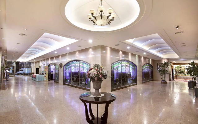 Admiral Hotel