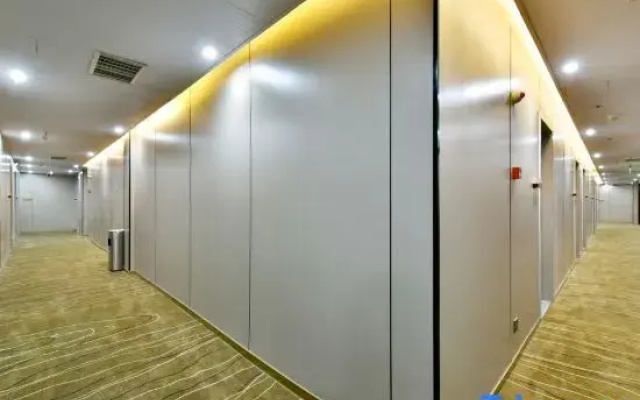 Huana Tianyue Hotel (Liuzhou Wuxing Street)
