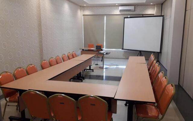 Fortune Front One Hotel Kendari