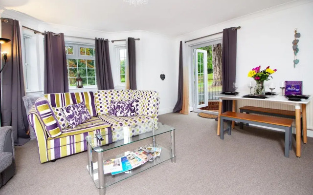 Old Lodge Apartment