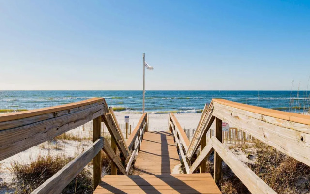 Ocean Breeze West by Luxury Gulf Rentals