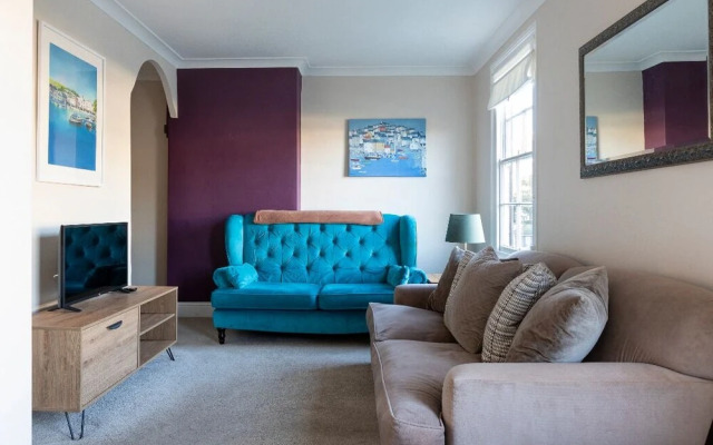Central Dartmouth Townhouse