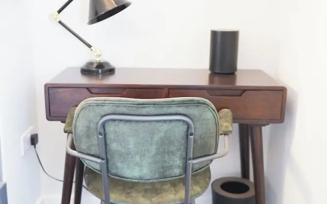 Sgwar-Boutique Rooms