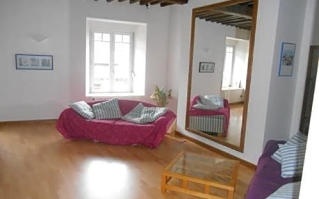 La Maison De Marie-Claire