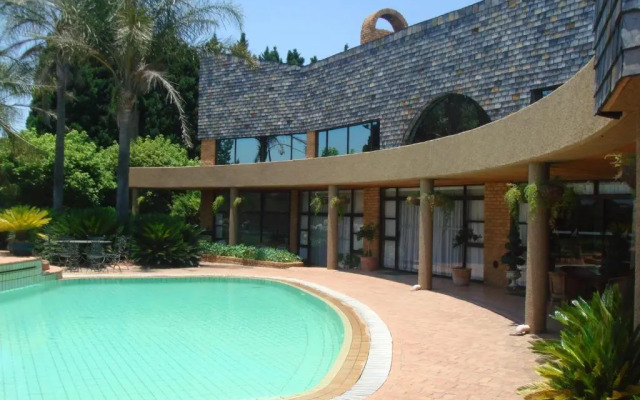 Bokmakierie Country Lodge