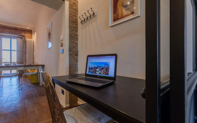 Graffiti Apartment by Wonderful Italy