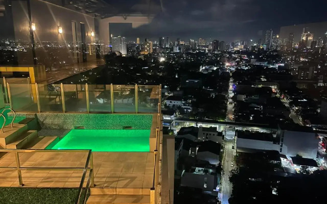 Staycation 1BR Servce Aprtmnt 2px allows 5px 23011