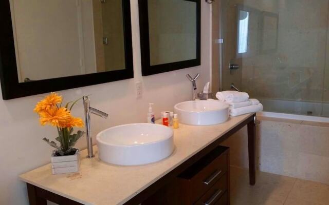 Brickell Exclusive by 1st HomeRent