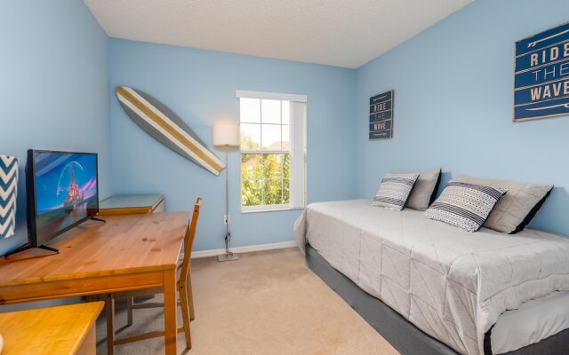 952lb 3 Bedroom Townhouse