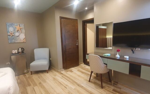 Grand Bayan Hotel at Nile Plaza