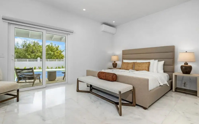 The Court Villa - 8 Bed 8 5 Bath