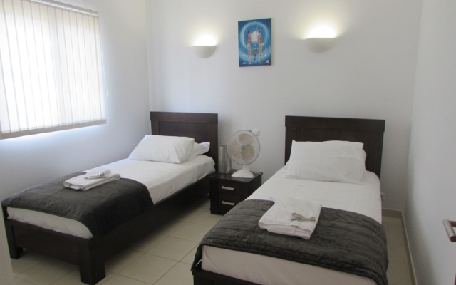 Private Self-Catering Apartments — фото 2