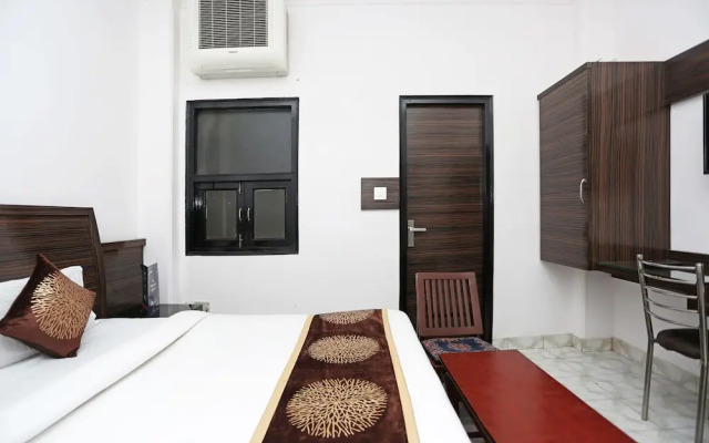 OYO 3472 Hotel Rama Inn