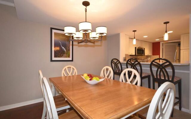 Plantation Club 470 by RedAwning