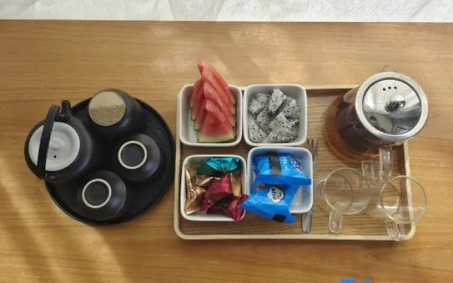 Dali Small Courtyard Sea and Cloud Inn