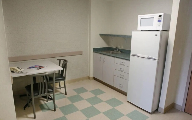 Residence & Conference Centre - Hamilton