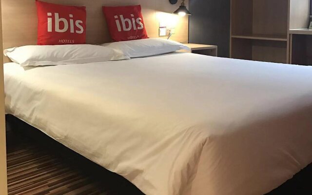 Ibis Jinan Quancheng Rd