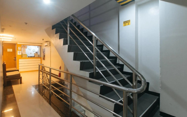 OYO 717 Ranchotel Bayanan