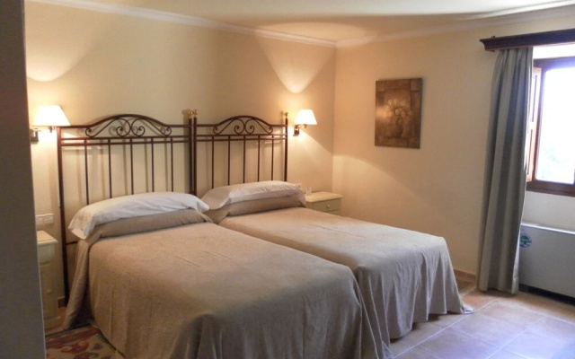 Hotel Llenaire