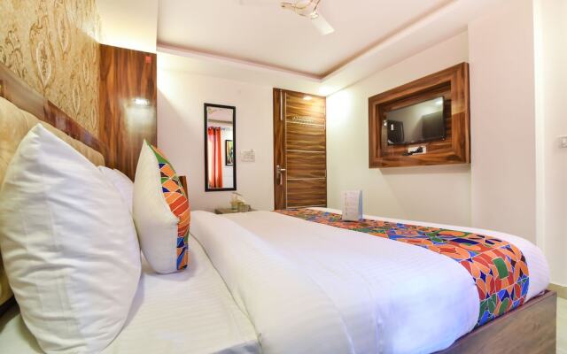 Fabhotel Pearl Suite