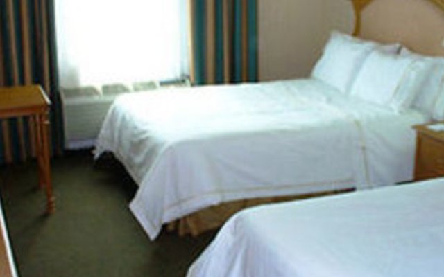 Holiday Inn Express Hotel & Suites Monterrey Centro-av. Colon