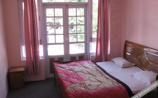 Hotel Gulistan