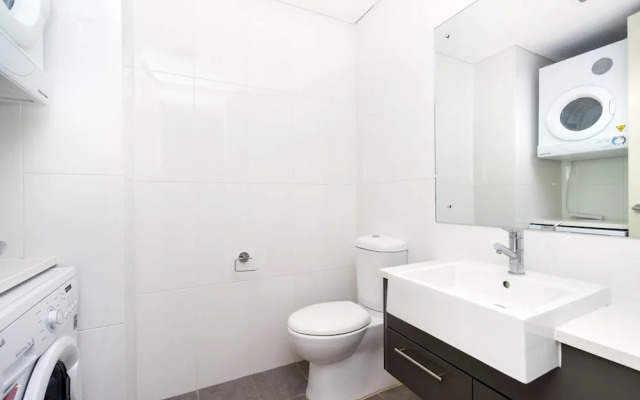 Luxury Modern Double Ensuite Apartment
