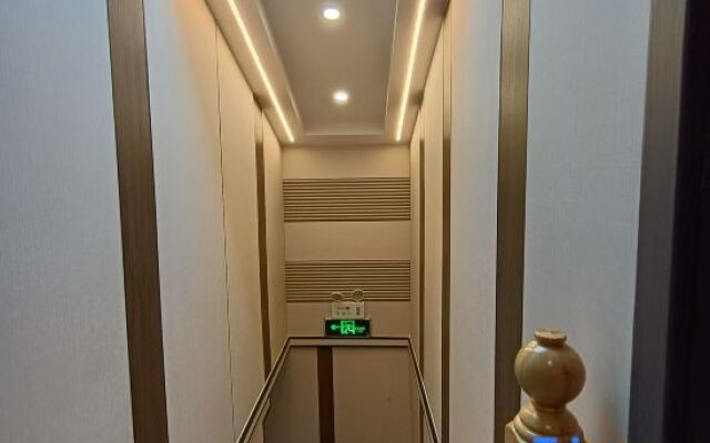 Wu Li Quan Hotel, Arxan