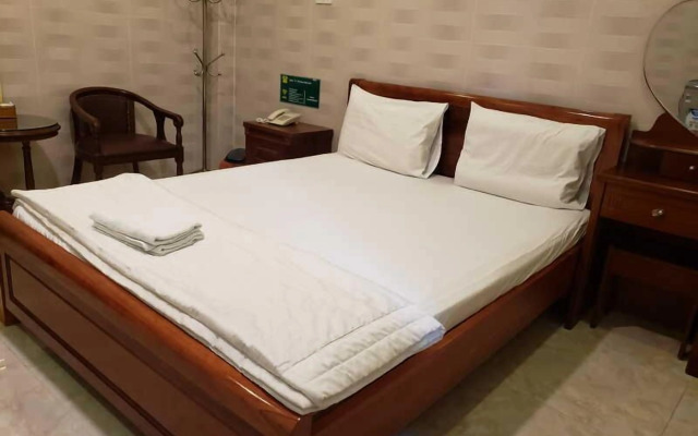 Nhu Huynh Hotel