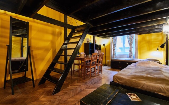 Aventura Boutique Hostel