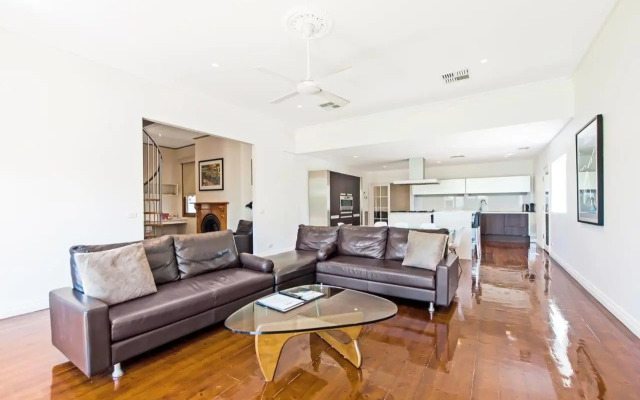 Francis Retreat- Echuca Holiday Homes