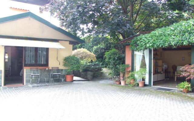 Monolocali In Casa Con Giardino Bellagio