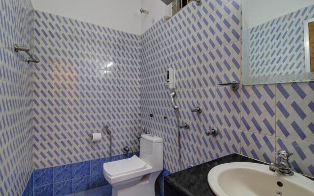Hotel Pleasure Inn near Turtle Beach, Morjim