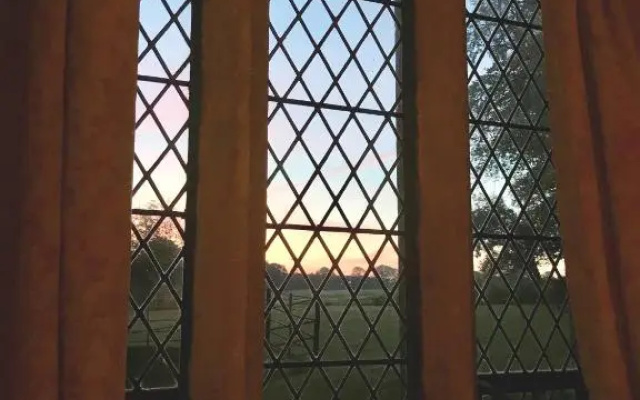 Annes Grove Miniature Castle